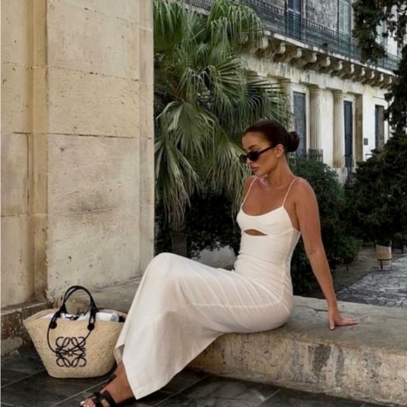 White Backless Bodycon Hallow Out Midi Dress - Picture 4 of 15